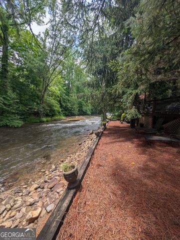 94 Yonah Street, Helen, GA 30545