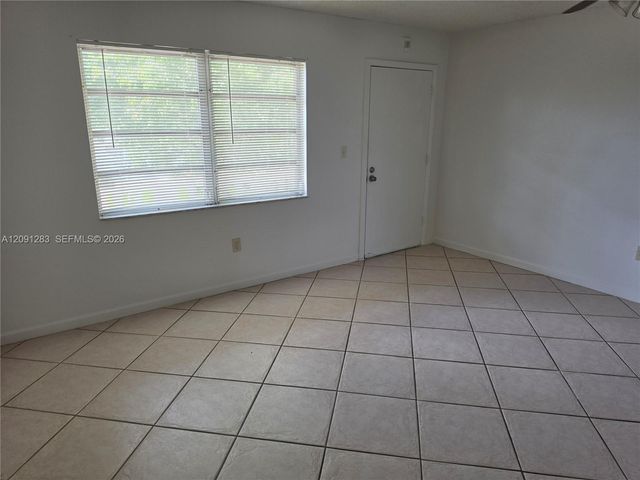 20210 NE 2nd Avenue V30, Miami Gardens, FL 33179