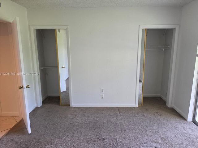 20210 NE 2nd Avenue V30, Miami Gardens, FL 33179