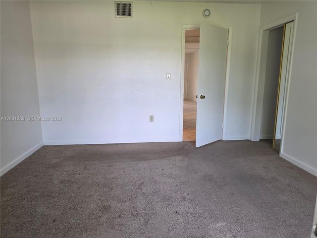 20210 NE 2nd Avenue V30, Miami Gardens, FL 33179