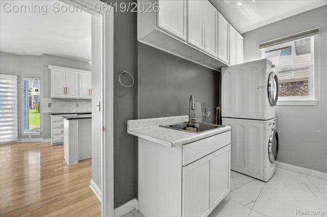 6827 Blackwell, Shelby Charter Township, MI 48317