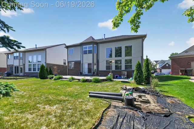 6827 Blackwell, Shelby Charter Township, MI 48317