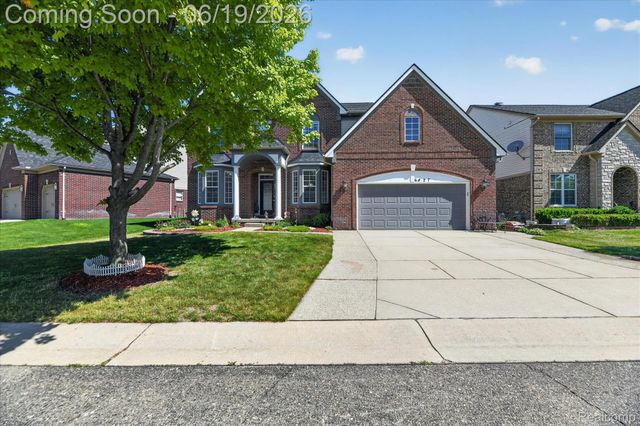6827 Blackwell, Shelby Charter Township, MI 48317