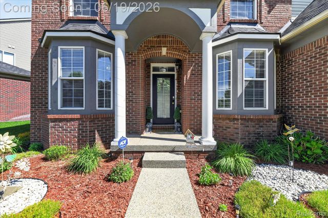 6827 Blackwell, Shelby Charter Township, MI 48317