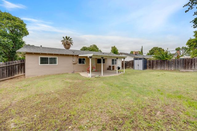7128 Parish Way, Citrus Heights, CA 95621