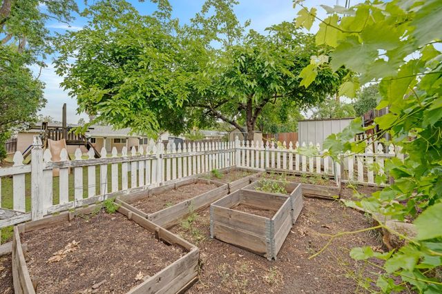 7128 Parish Way, Citrus Heights, CA 95621
