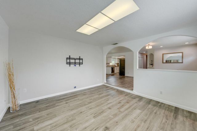 7128 Parish Way, Citrus Heights, CA 95621
