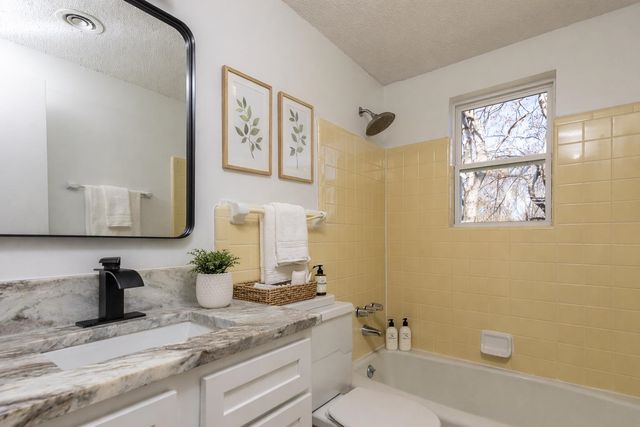 5782 PINOLA AVE, Bartlett, TN 38134