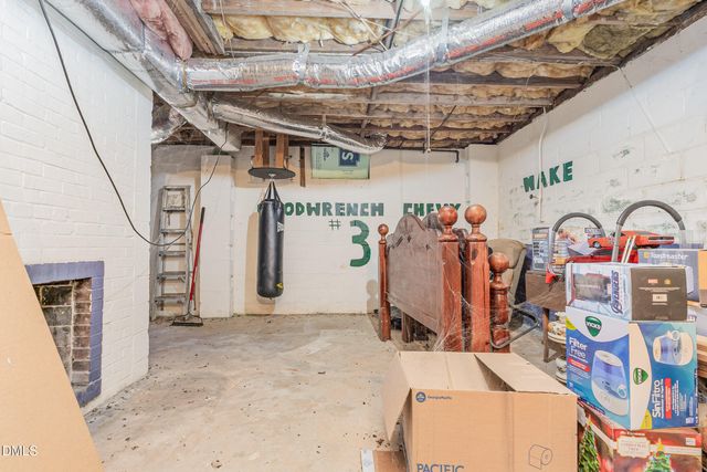 131 White Oak Drive, Henderson, NC 27536