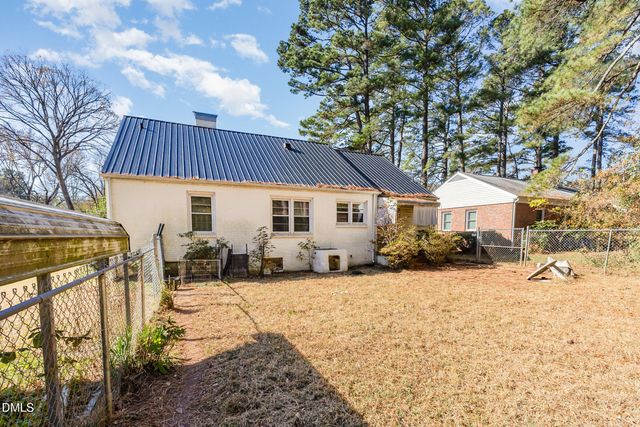 131 White Oak Drive, Henderson, NC 27536