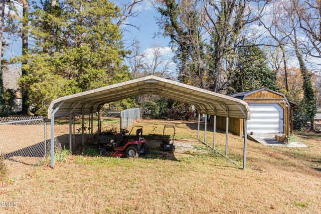 131 White Oak Drive, Henderson, NC 27536