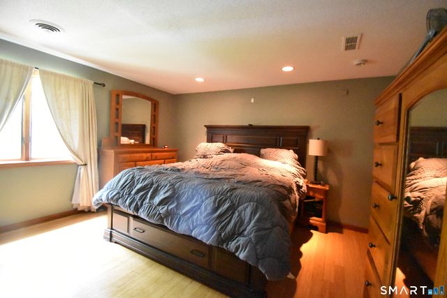 261 Old Turnpike Road, Bristol, CT 06010
