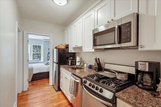 130 Myrtle St 1F, Boston, MA 02114