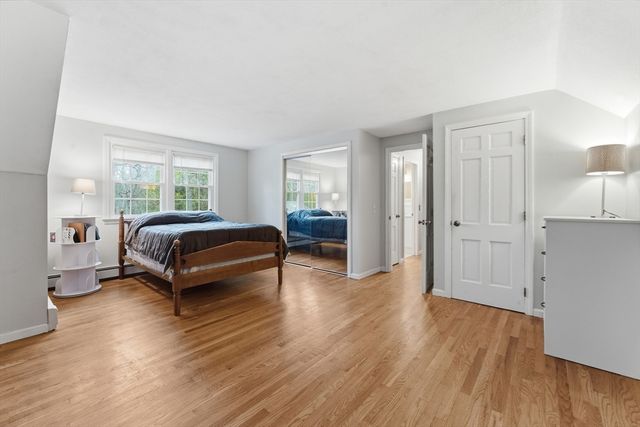 24 Deerfoot Dr, East Longmeadow, MA 01028