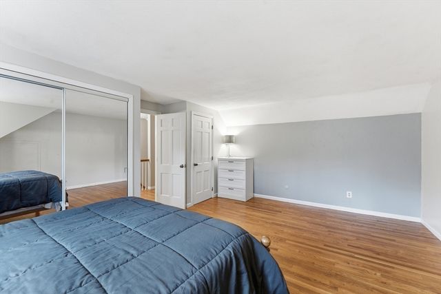 24 Deerfoot Dr, East Longmeadow, MA 01028