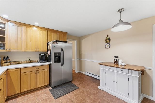 24 Deerfoot Dr, East Longmeadow, MA 01028