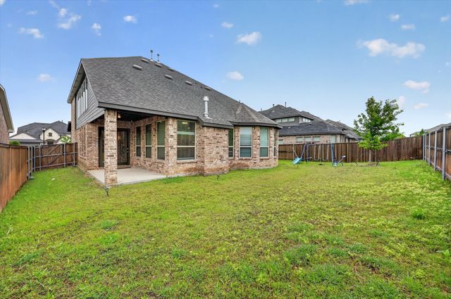 1906 Gristmill Drive, Mansfield, TX 76063