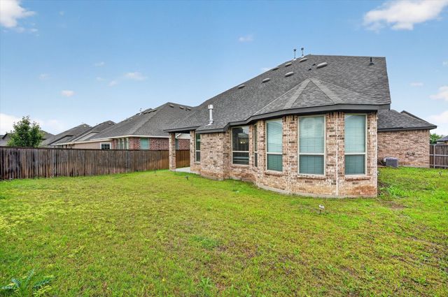 1906 Gristmill Drive, Mansfield, TX 76063