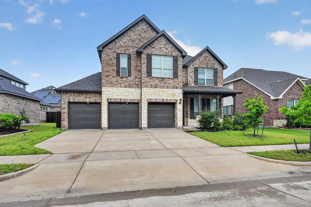 1906 Gristmill Drive, Mansfield, TX 76063