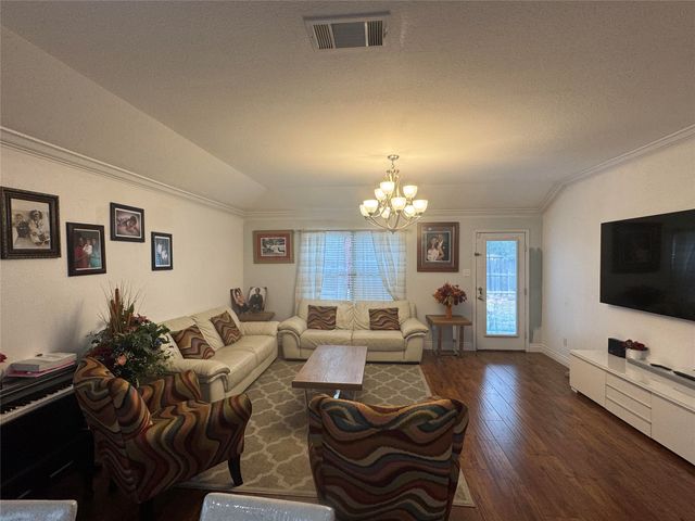 1879 Sea Gull Drive, Dallas, TX 75051