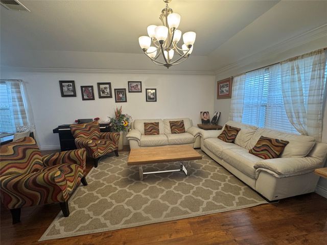 1879 Sea Gull Drive, Dallas, TX 75051