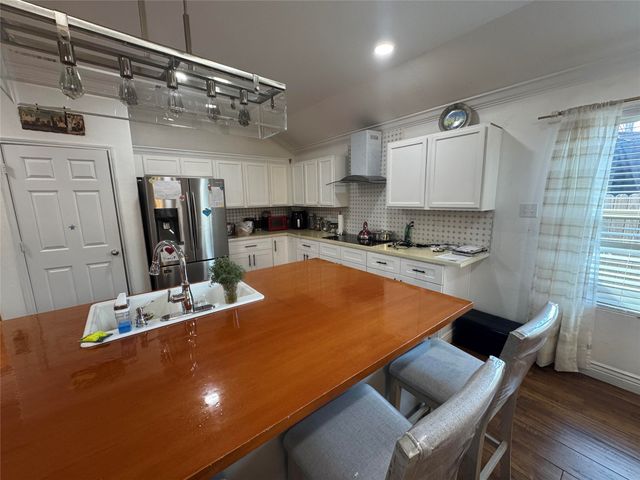 1879 Sea Gull Drive, Dallas, TX 75051