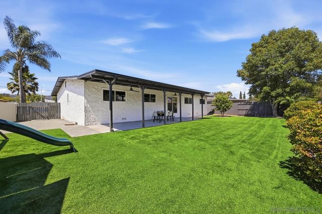 1223 Rock Springs Rd., San Marcos, CA 92069
