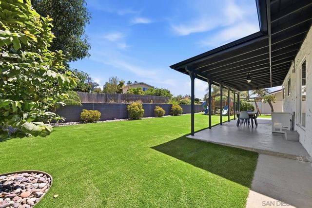 1223 Rock Springs Rd., San Marcos, CA 92069