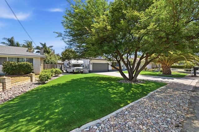 1223 Rock Springs Rd., San Marcos, CA 92069