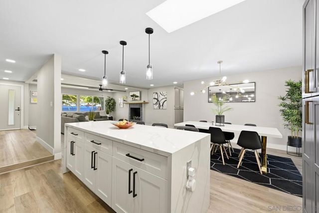 1223 Rock Springs Rd., San Marcos, CA 92069