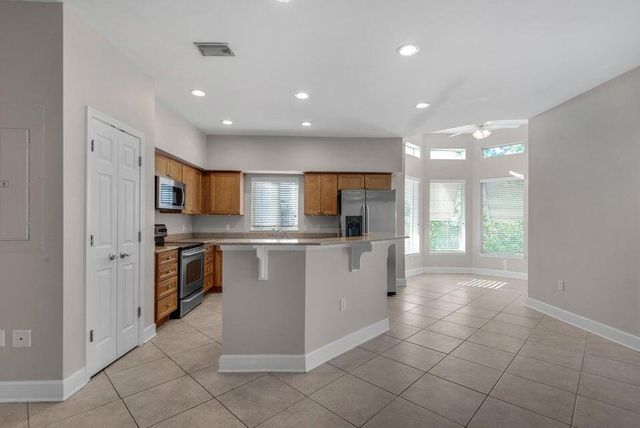 119 SW Beal Parkway 203, Fort Walton Beach, FL 32548