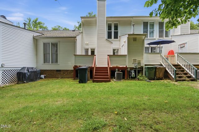 110 Planetree Lane, Cary, NC 27511