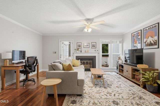 110 Planetree Lane, Cary, NC 27511