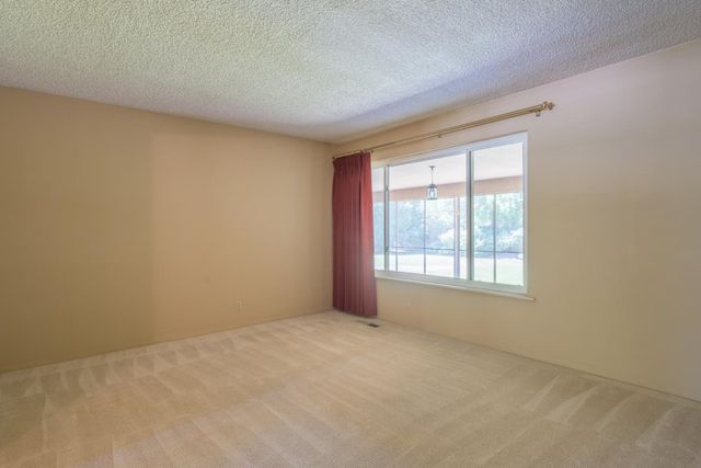 645 W Celeste Avenue, Fresno, CA 93704