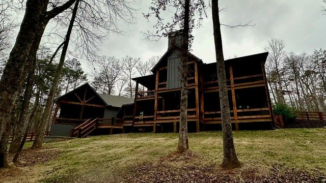 522 Lees Ride, Mccaysville, GA 30555