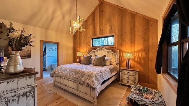 522 Lees Ride, Mccaysville, GA 30555