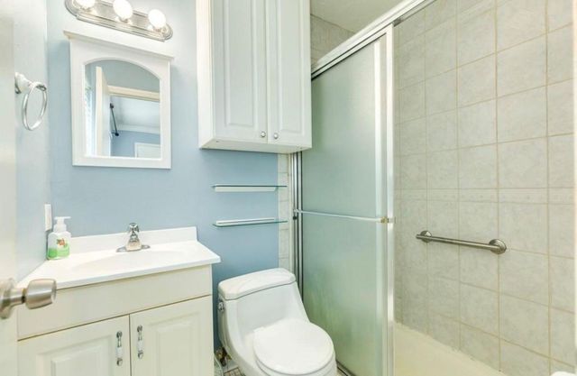 429 E Kiber Street, Angleton, TX 77515