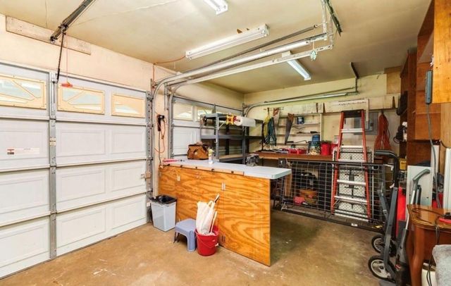 429 E Kiber Street, Angleton, TX 77515