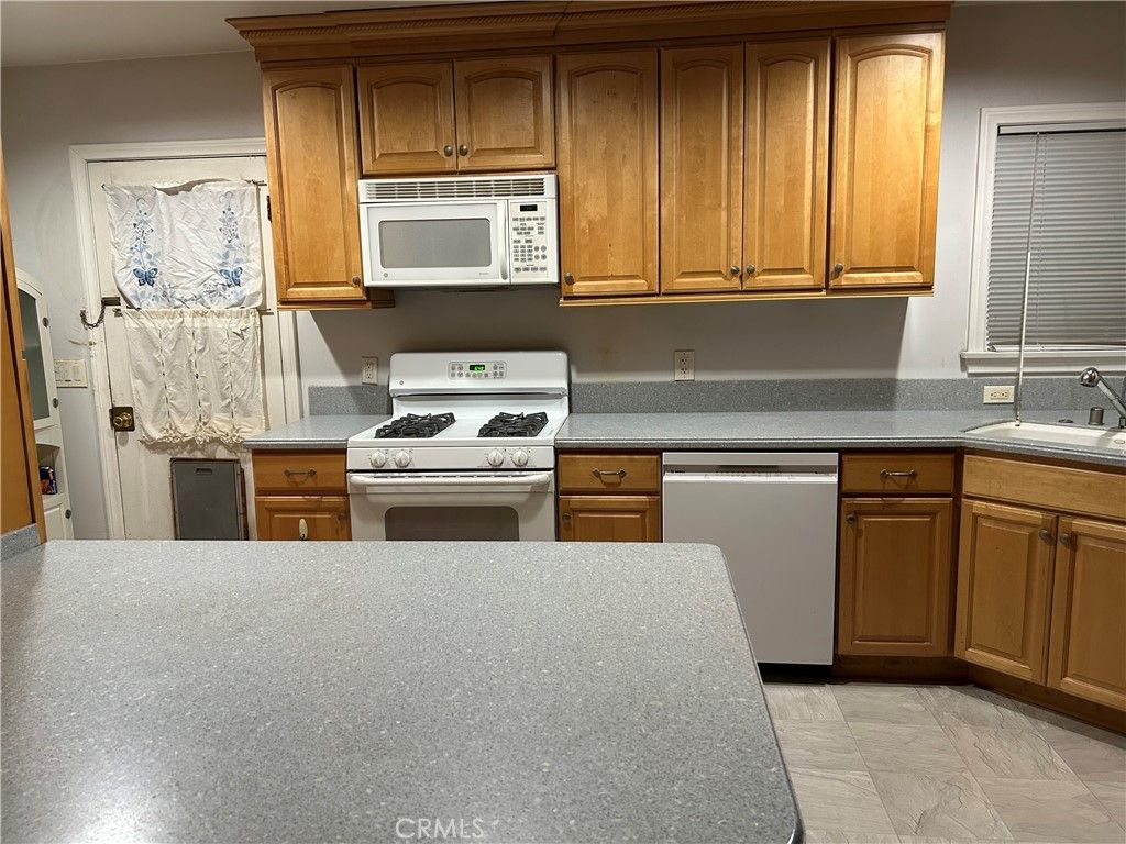 6072 Mckinley Ave., South Gate, CA 90280 — photo 3