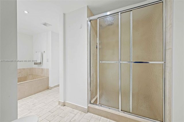 1717 N Bayshore Dr A-1953, Miami, FL 33132