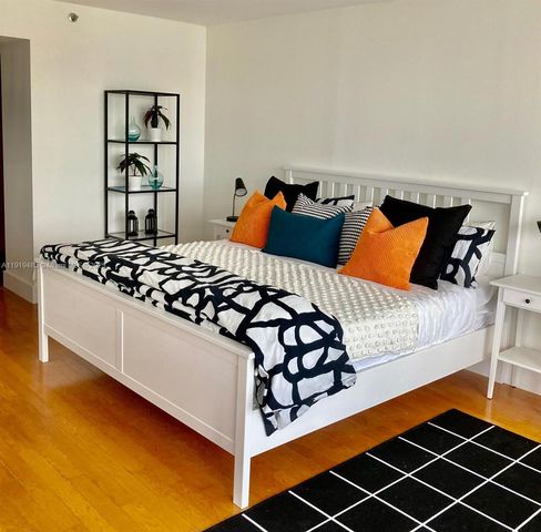 1717 N Bayshore Dr A-1953, Miami, FL 33132