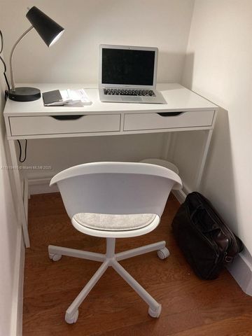 1717 N Bayshore Dr A-1953, Miami, FL 33132