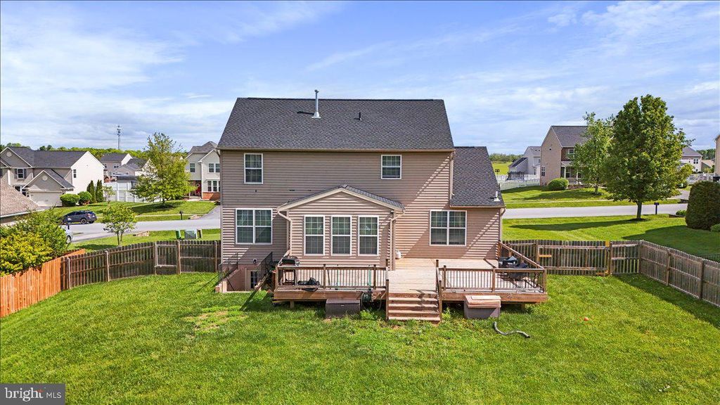 Image 39 of property listing at 13319 JOHN MARTIN DR, Williamsport, MD 21795