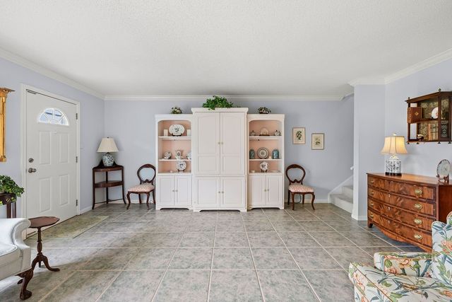 2731 Ocean Drive 16A, Vero Beach, FL 32963