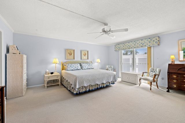 2731 Ocean Drive 16A, Vero Beach, FL 32963