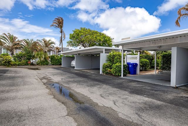 2731 Ocean Drive 16A, Vero Beach, FL 32963