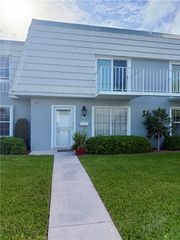 2731 Ocean Drive 16A, Vero Beach, FL 32963