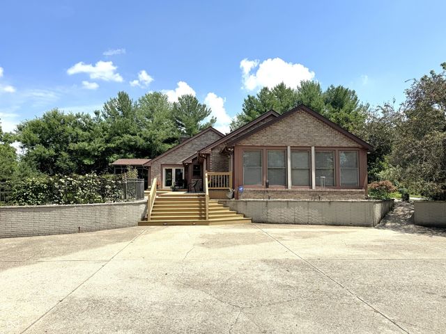 2994 W State Road 32, Crawfordsville, IN 47933