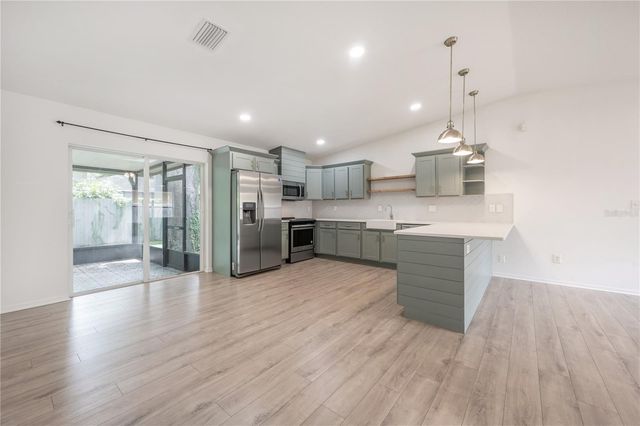 1508 E JEAN STREET, Tampa, FL 33610