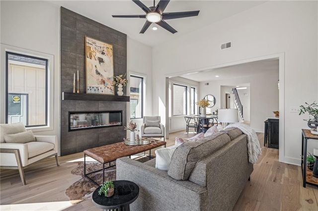 9595 Jupiter Street, Lenexa, KS 66219